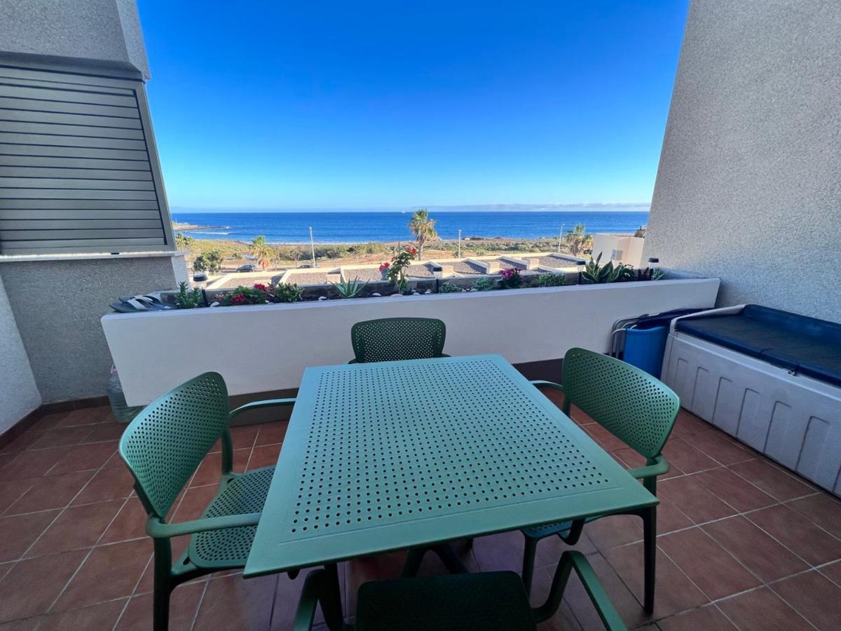 Seafront Medano Marina View Apartment El Médano Екстериор снимка